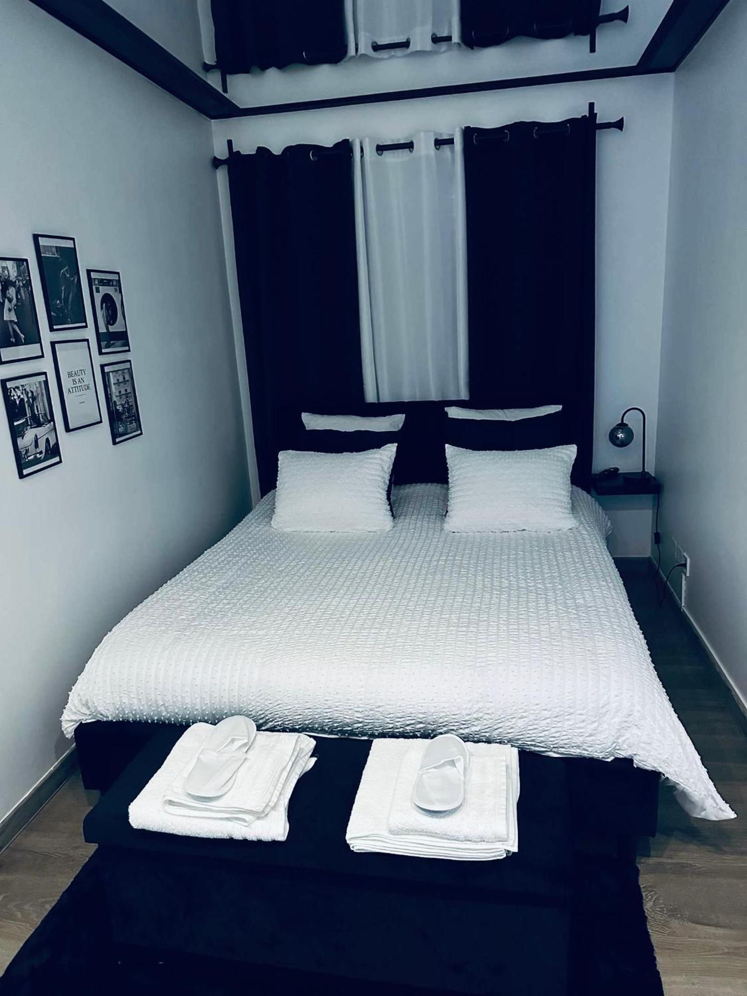 Dima Suite Jacuzzi Privatif Vedène Exterior foto