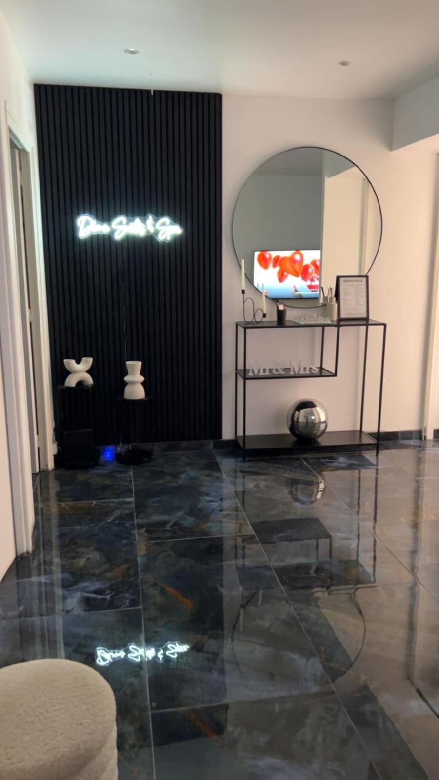 Dima Suite Jacuzzi Privatif Vedène Exterior foto