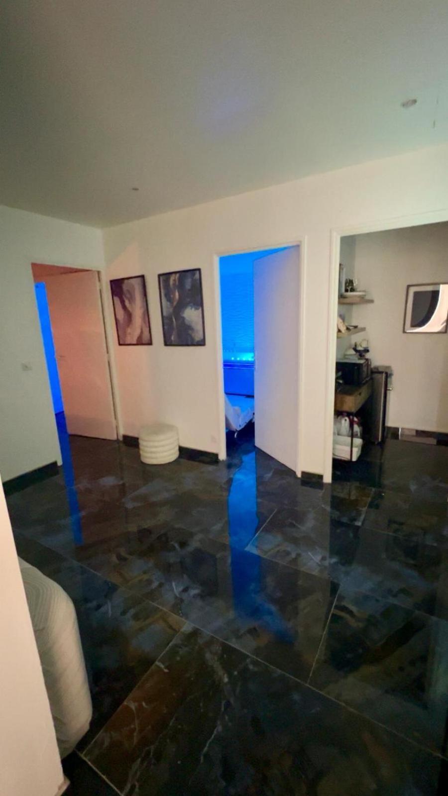 Dima Suite Jacuzzi Privatif Vedène Exterior foto